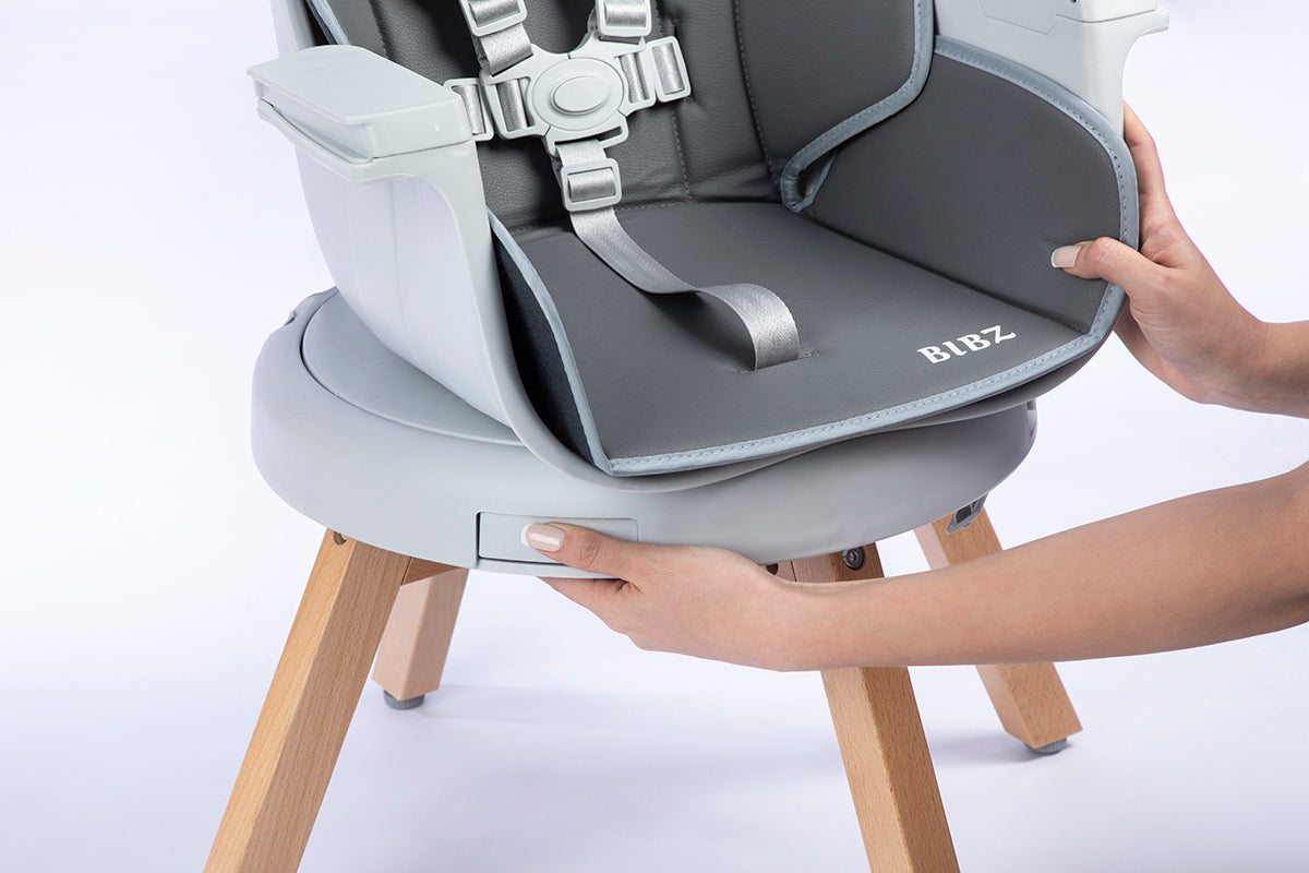 Jikel - Bibz 360 Rotating Wooden Highchair - Charcoal